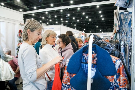 «Индустрия Моды» + ИИ = новые клиенты на стенде
